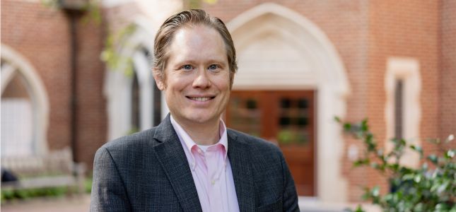 Headshot of Tom  Donnelly 