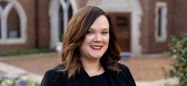 Headshot of Taylor   Graves 